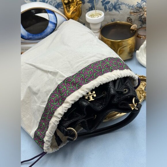 🆕 TORY BURCH 🧿 NWOT Fleming Soft Large Bucket Bag, Black Leather Diamond Quilt - Picture 15 of 16